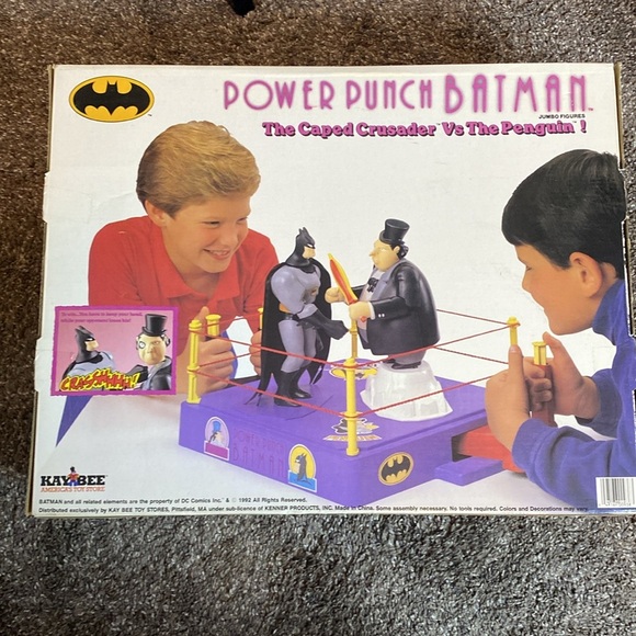 VINTAGE DC Power Punch BATMAN vs The Penguin NEW Like Rock ‘em Sock ‘em Robots - Picture 2 of 7
